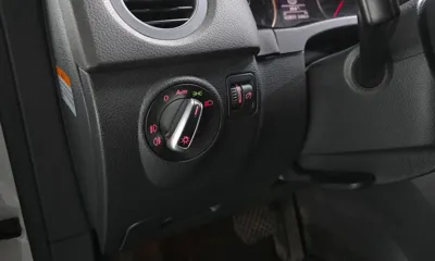 Volkswagen Tiguan 2016, 162813 км, за 6830.76 USD - фото 16