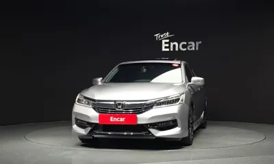 Honda Accord 2017, 150226 км, за 7155.05 USD