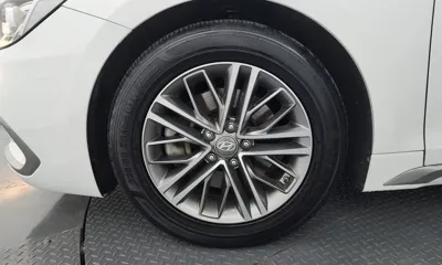 Hyundai Grandeur 2018, 232242 км, за 5600.05 USD