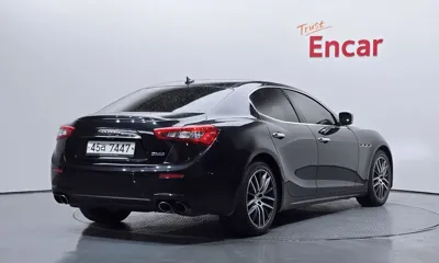 Maserati Ghibli 2015, 101083 км, за 7296.42 USD