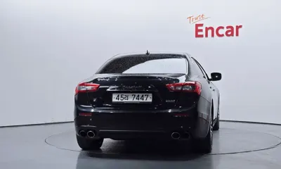 Maserati Ghibli 2015, 101083 км, за 7296.42 USD