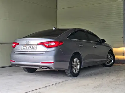 Hyundai Sonata 2016, 178273 км, за 4875.51 USD