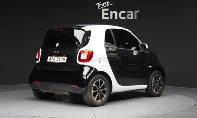Smart Fortwo 2015, 64919 км, за 8403.91 USD
