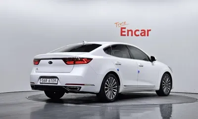 Kia K7 2017, 71170 км, за 10181.29 USD