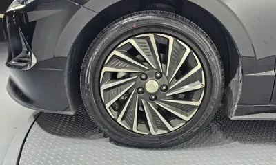 Hyundai Sonata 2020, 94671 км, за 13815.45 USD