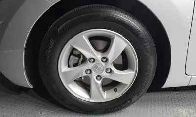 Hyundai Avante 2015, 125433 км, за 3635.65 USD