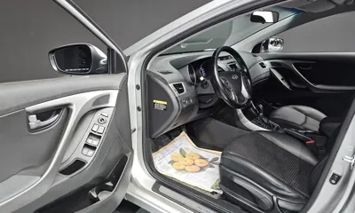 Hyundai Avante 2015, 125433 км, за 3635.65 USD - фото 10