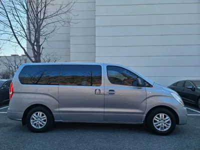 Hyundai Starex 2018, 158000 км, за 7218.54 USD
