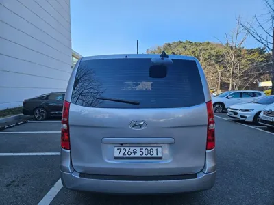 Hyundai Starex 2018, 158000 км, за 7218.54 USD