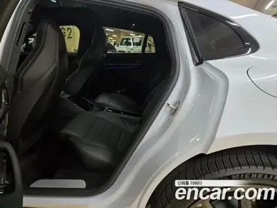 Porsche Panamera 2025, 2420 км, за 137874.35 USD - фото 6