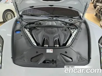 Porsche Panamera 2025, 2420 км, за 137874.35 USD - фото 9