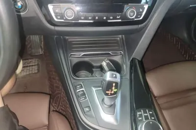 BMW 3 Series 2019, 118699 км, за 15493 USD - фото 16
