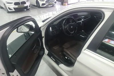 BMW 3 Series 2019, 118699 км, за 15493 USD - фото 18