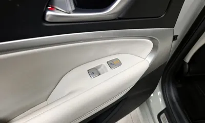 Genesis G70 2024, 50779 км, за 22778 USD - фото 19