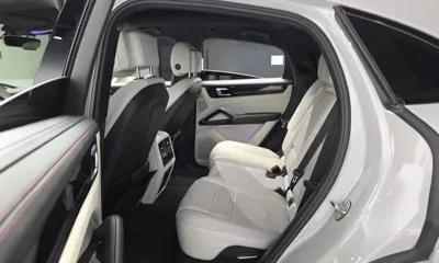 Porsche Cayenne 2020, 87179 км, за 52514.11 USD - фото 12