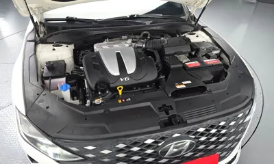 Hyundai Grandeur 2022, 31162 км, за 17941.88 USD - фото 6