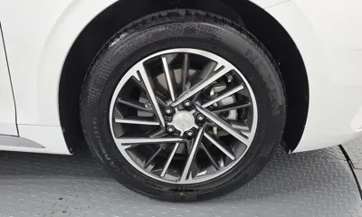 Hyundai Grandeur 2022, 31162 км, за 17941.88 USD - фото 21