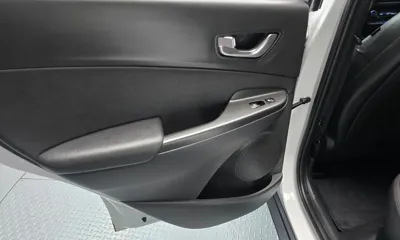 Hyundai Kona 2021, 42388 км, за 11567.96 USD - фото 25