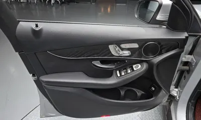 Mercedes-Benz GLC-Class 2019, 168956 км, за 15536.63 USD - фото 17