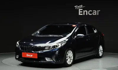 Kia K3 · 2016 год