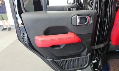 Jeep Wrangler 2021, 45166 км, за 26906.92 USD - фото 25