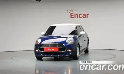MINI Cooper · 2016 год