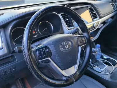 Toyota Highlander 2020, 94000 км, за 19422.81 USD - фото 15
