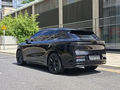 Zeekr 7X 2024, 61000 км, за 21727.42 USD