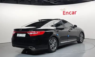 Hyundai Grandeur 2013, 135510 км, за 3898.25 USD