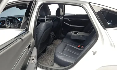Hyundai Sonata 2024, 53406 км, за 16280.14 USD - фото 12