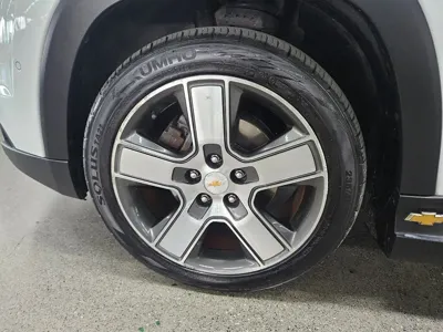 ChevroletGMDaewoo Orlando 2015, 115000 км, за 3237.53 USD