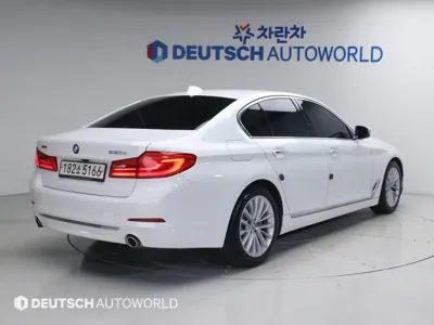 BMW 5-Series 2018, 103815 км, за 14310.1 USD