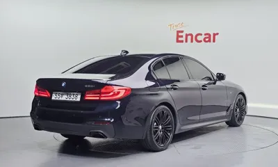 BMW 5-Series 2019, 92846 км, за 18827.37 USD