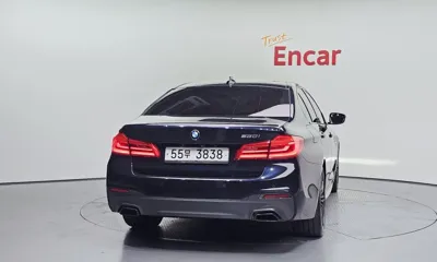 BMW 5-Series 2019, 92846 км, за 18827.37 USD