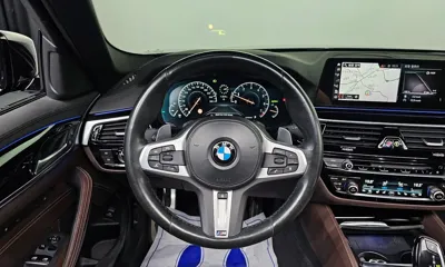 BMW 5-Series 2019, 92846 км, за 18827.37 USD - фото 14