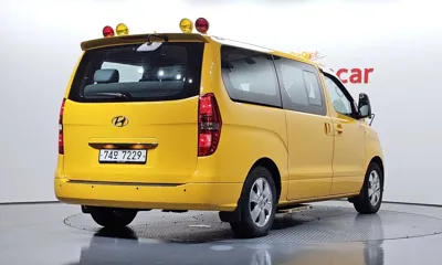 Hyundai Starex 2019, 67266 км, за 10603.7 USD
