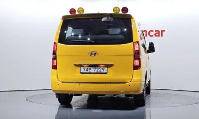 Hyundai Starex 2019, 67266 км, за 10603.7 USD