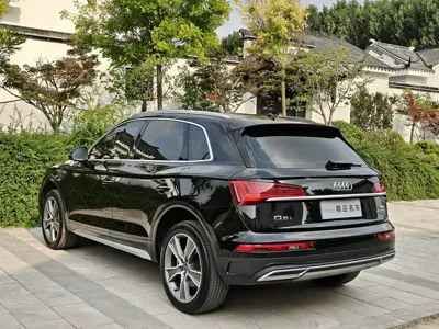 Audi Q5L 2022, 49000 км, за 26821.61 USD