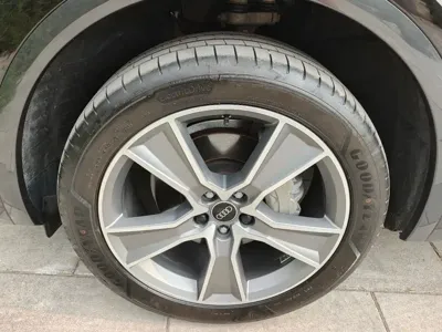 Audi Q5L 2022, 49000 км, за 26821.61 USD - фото 23