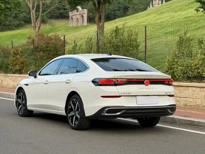 Volkswagen Lamando 2023, 53000 км, за 15857.68 USD