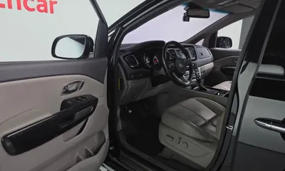Kia Canival 2016, 91018 км, за 8664.83 USD - фото 10