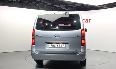 Hyundai Starex 2014, 103268 км, за 5880.41 USD