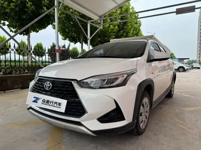 Toyota Yaris L · 2022 год