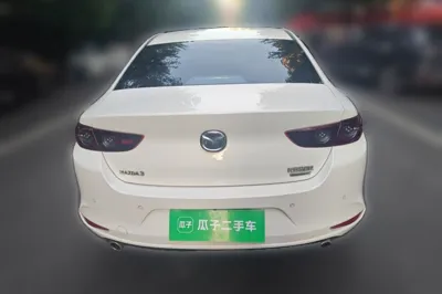 Mazda Mazda 3 Axela 2021, 49900 км, за 9629 USD