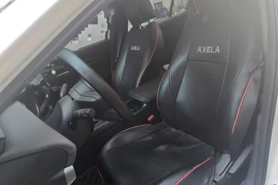 Mazda Mazda 3 Axela 2021, 49900 км, за 9629 USD - фото 21