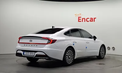 Hyundai Sonata 2022, 107722 км, за 11514.45 USD