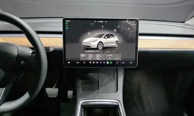Tesla Model Y 2023, 46023 км, за 24696.08 USD - фото 17