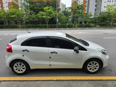 Kia Pride 2014, 93742 км, за 3429.76 USD - фото 4
