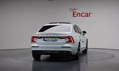 Volvo S60 2021, 67164 км, за 19442.98 USD