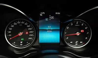Mercedes-Benz C-Class 2019, 50743 км, за 19821.6 USD - фото 8